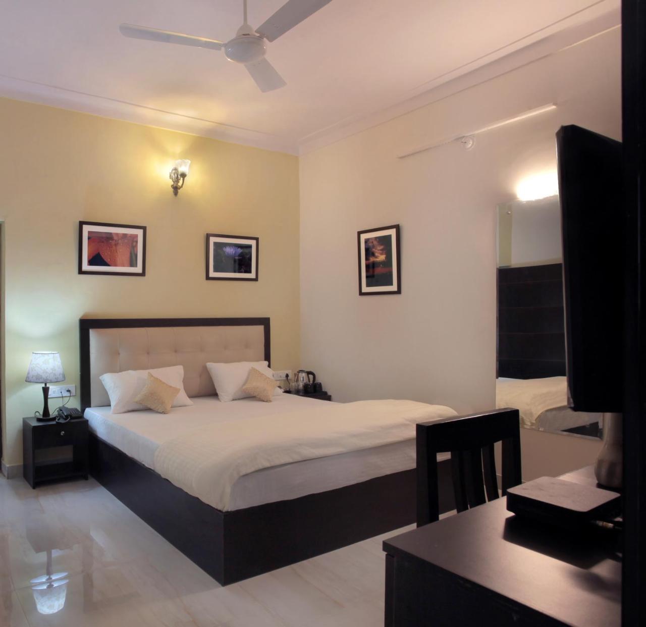 Mimosa Udaipur Bed and Breakfast Eksteriør billede